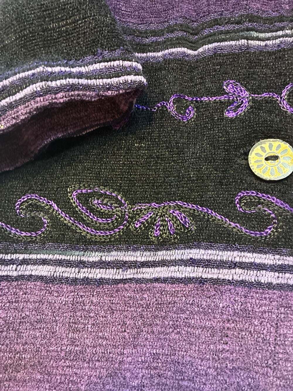 Coldwater Creek Purple Black Embroidered Chenille Button Up Jacket Size L - Picture 8 of 10